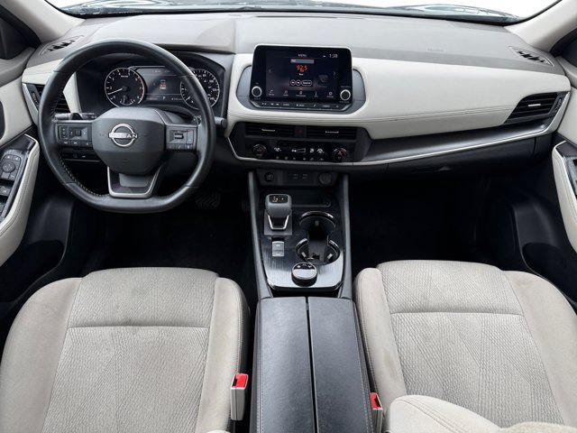 Used 2025 Nissan Rogue SV AWD/4WD image 13