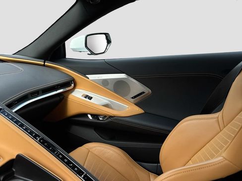 Used 2020 Chevrolet Corvette Stingray Preferred Conv w/ 2LT Preferred Equipment Group RWD image 28