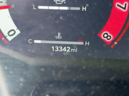 Used 2024 Toyota Tacoma SR5 image 19