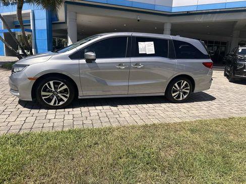 Used 2023 Honda Odyssey Touring image 31
