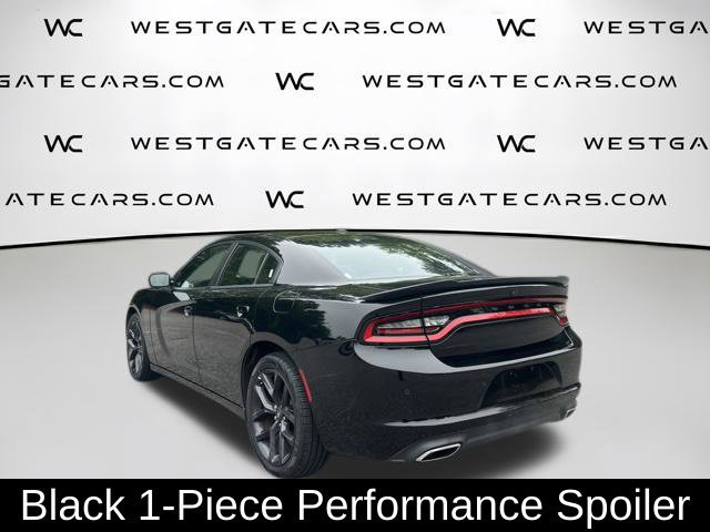Used 2022 Dodge Charger SXT w/ Blacktop Package RWD image 11