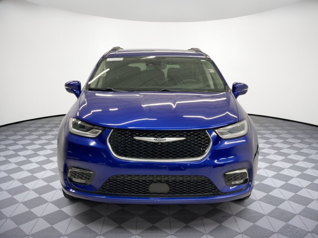 Used 2021 Chrysler Pacifica Touring FWD image 6