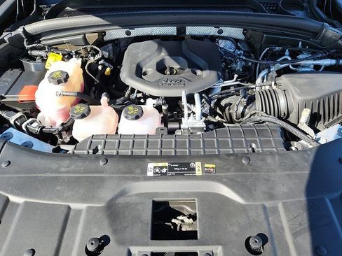 Used 2022 Jeep Grand Cherokee Limited 4xe image 29