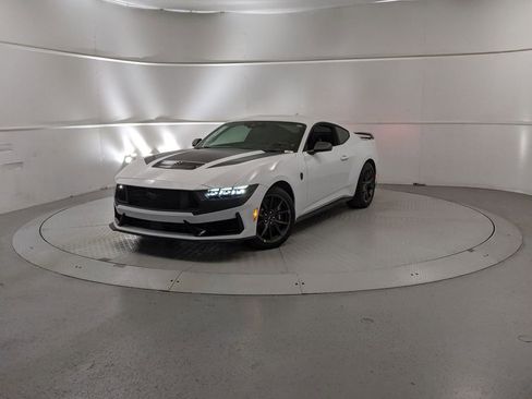 New 2026 Ford Mustang Dark Horse image 6