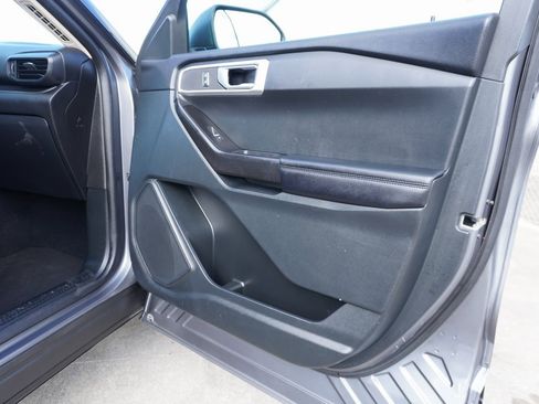 Certified 2021 Ford Explorer 2WD image 22