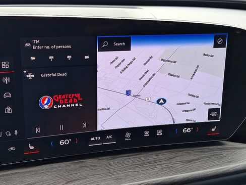 Used 2025 Audi Q5 Premium w/ Convenience Package image 17