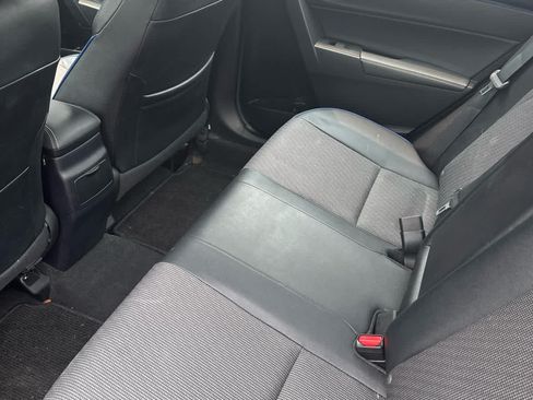 Used 2017 Toyota Corolla SE w/ Carpet Mat Package (TMS) FWD image 9