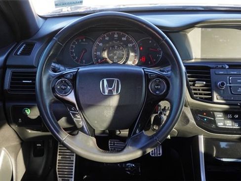 Used 2017 Honda Accord Sport Special Edition image 17