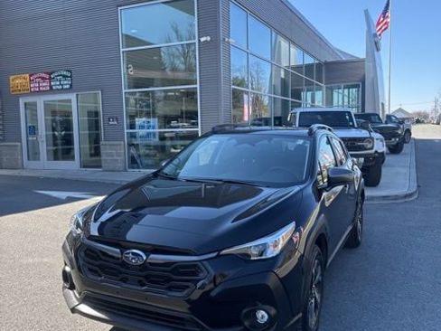 Used 2024 Subaru Crosstrek 2.0i Premium image 1