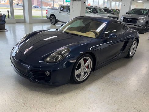Used 2014 Porsche Cayman image 4