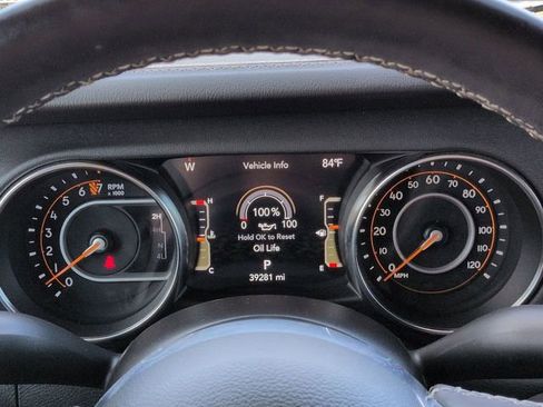 Used 2021 Jeep Gladiator Overland w/ Popular Equipment Package AWD/4WD image 26
