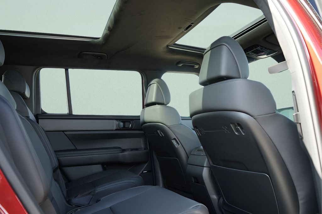 New 2026 Hyundai Santa Fe Calligraphy AWD/4WD image 15