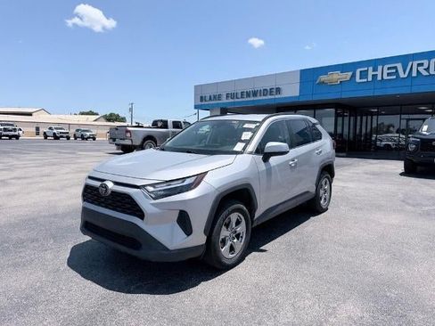 Used 2024 Toyota RAV4 XLE FWD image 1