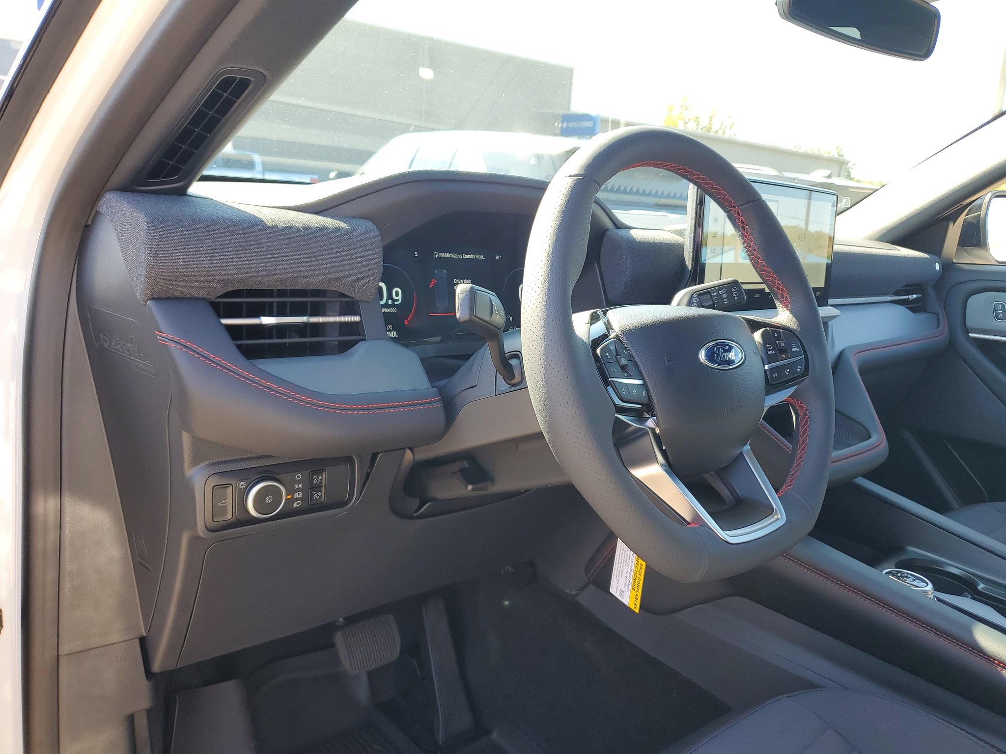 New 2027 Ford Explorer ST-Line w/ Premium Package AWD/4WD image 18