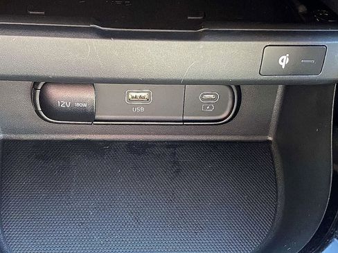 Used 2025 Kia Seltos SX w/ SX Sunroof Package image 29