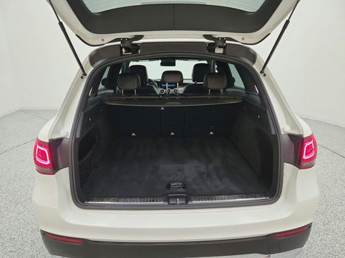 Certified 2022 Mercedes-Benz GLC 300 image 27