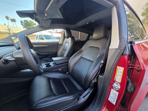 Used 2022 Tesla Model 3 Long Range AWD/4WD image 18