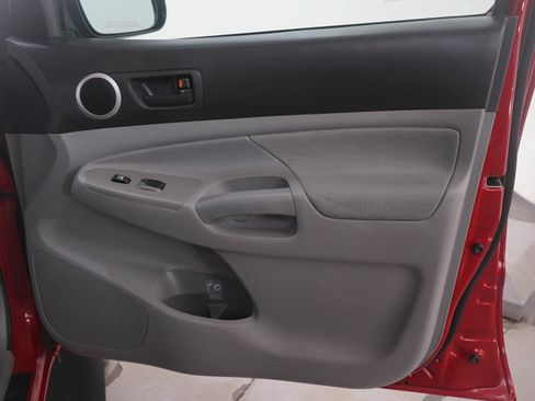 Used 2011 Toyota Tacoma 4x4 Double Cab w/ SR5 Pkg #2 image 13