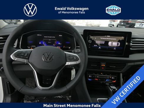 Used 2026 Volkswagen Jetta S FWD image 21