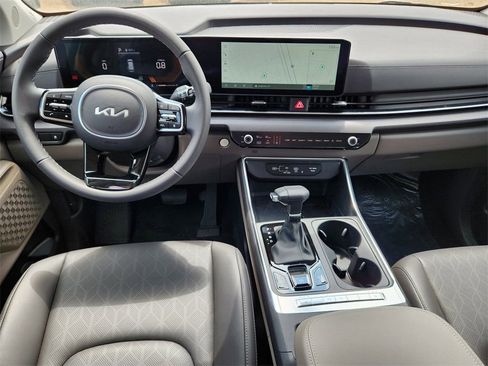 New 2026 Kia Carnival EX image 11
