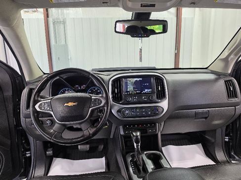 Used 2022 Chevrolet Colorado ZR2 AWD/4WD image 12