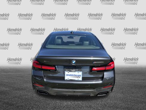 Used 2021 BMW M550i xDrive w/ Executive Package AWD/4WD image 9