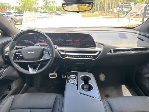 New 2026 Cadillac Lyriq V AWD/4WD image 16