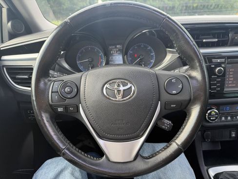Used 2014 Toyota Corolla S FWD image 13