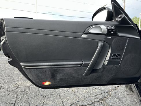 Used 2011 Porsche 911 Cabriolet image 35
