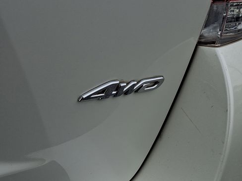 Used 2012 Toyota Highlander 4WD w/ Tech Pkg image 31