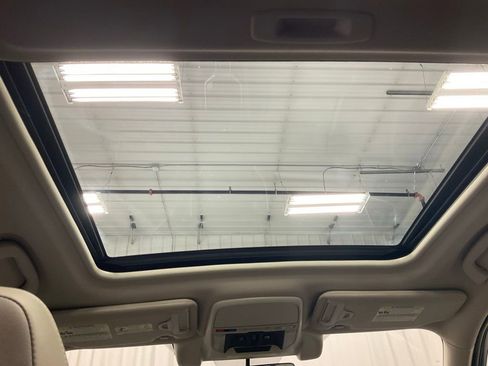 Used 2020 Subaru Forester Limited w/ Popular Package #3 image 35