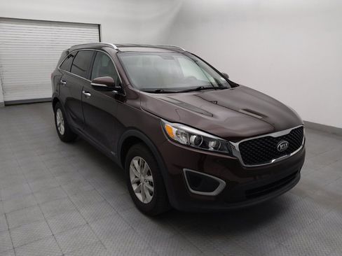 Used 2016 Kia Sorento AWD w/ LX Convenience Package image 13