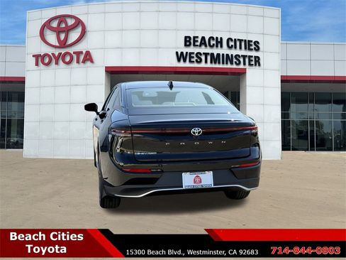 New 2026 Toyota Crown XLE image 9