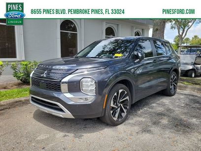 Used 2024 Mitsubishi Outlander 4WD Plug-In Hybrid