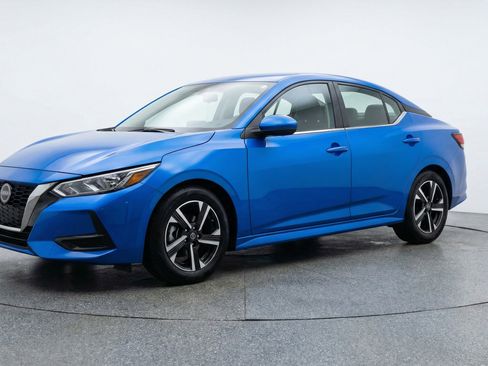 Used 2025 Nissan Sentra SV FWD image 3