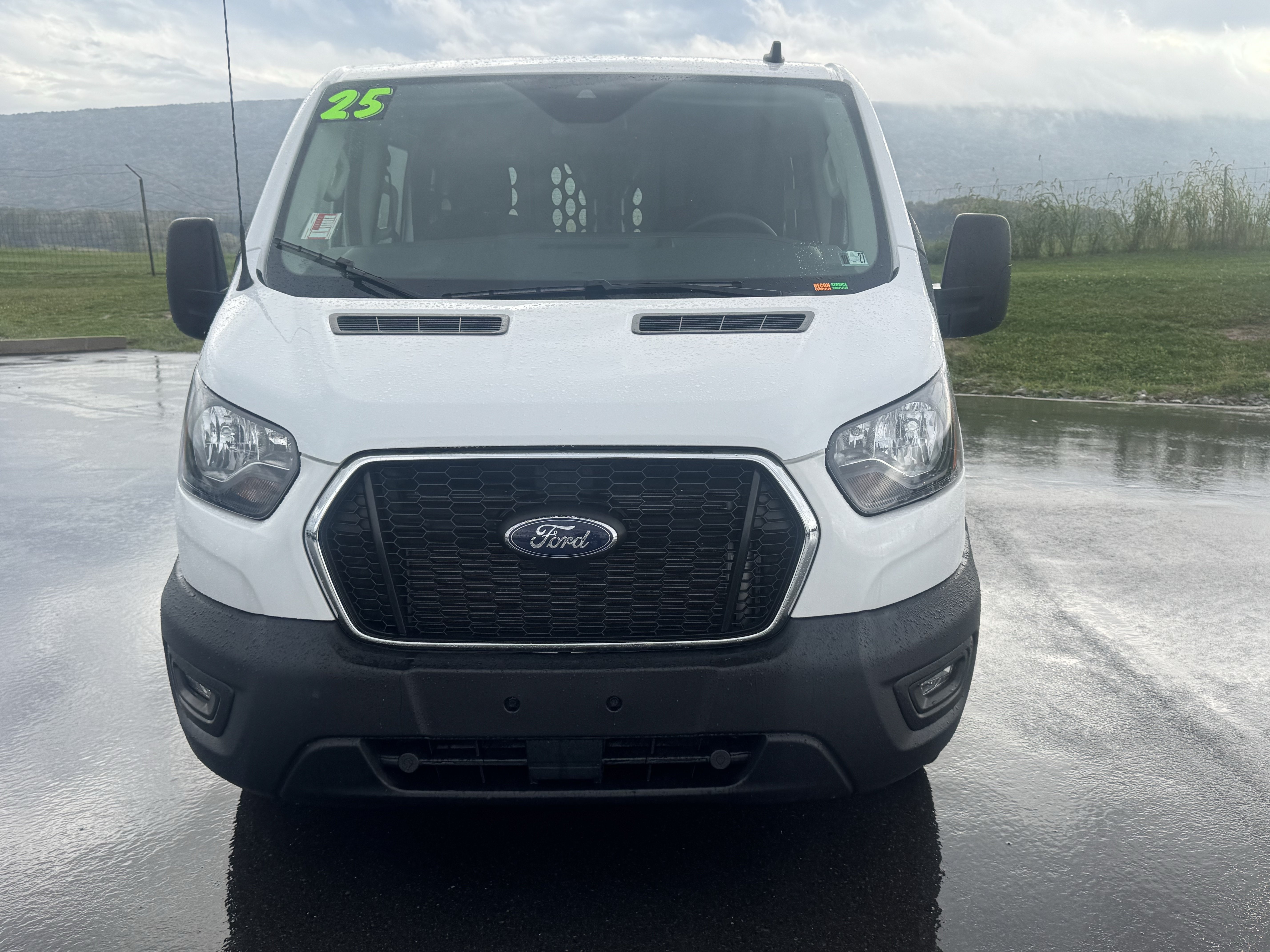 Used 2025 Ford Transit 250 Low Roof w/ Exterior Upgrade Package RWD image 9