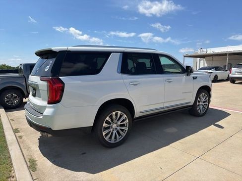 Used 2023 GMC Yukon Denali AWD/4WD image 8