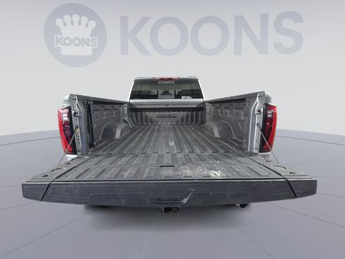 Used 2025 GMC Sierra 3500 SLT w/ SLT Convenience Package image 26