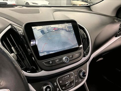 Used 2018 Chevrolet Volt LT w/ Comfort Package image 27