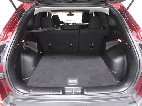 Used 2021 Jeep Cherokee Latitude image 24