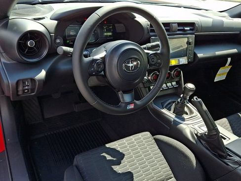 New 2026 Toyota GR86 RWD image 5