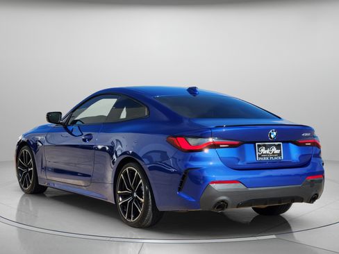 Used 2023 BMW 430i Coupe w/ M Sport Package RWD image 3