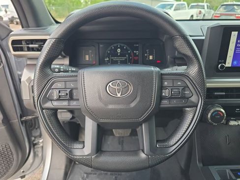 Used 2025 Toyota Tacoma SR5 AWD/4WD image 24