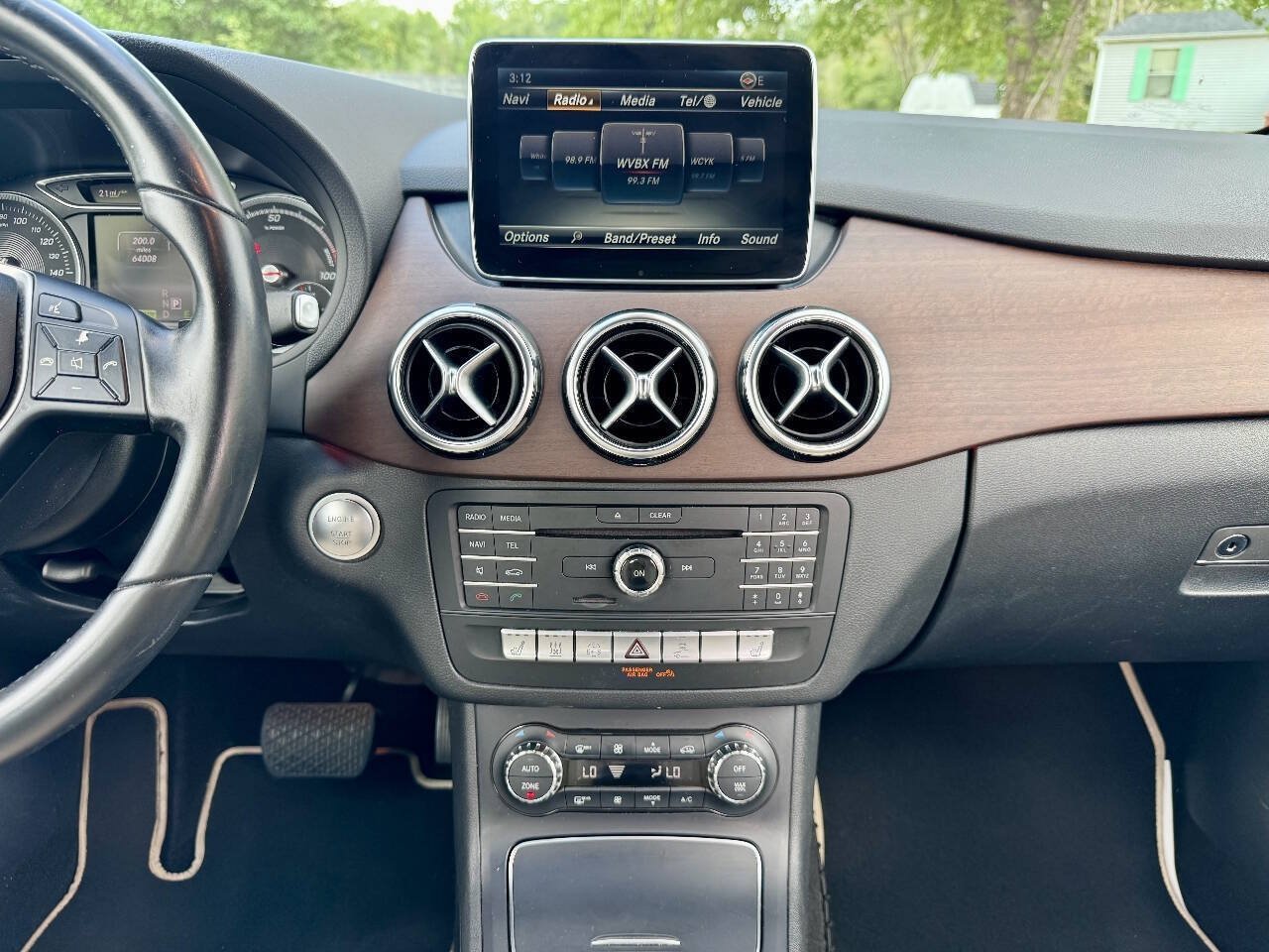 Used 2015 Mercedes-Benz B 250e image 16