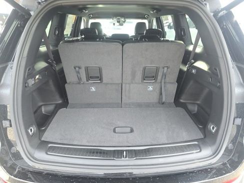 New 2026 Jeep Grand Cherokee L 4WD image 28