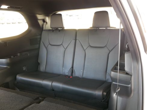 Certified 2025 Lexus TX 350 FWD w/ Convenience Package image 36
