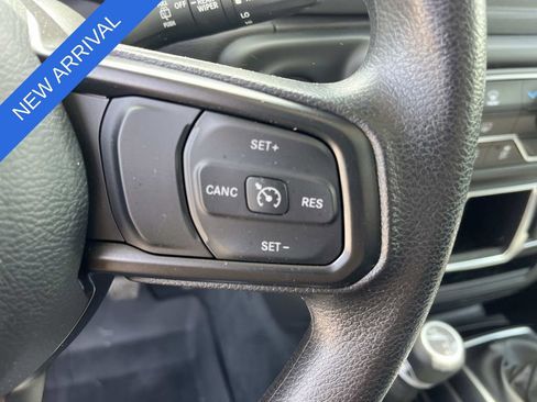 Used 2023 Jeep Wrangler Unlimited Sport AWD/4WD image 29