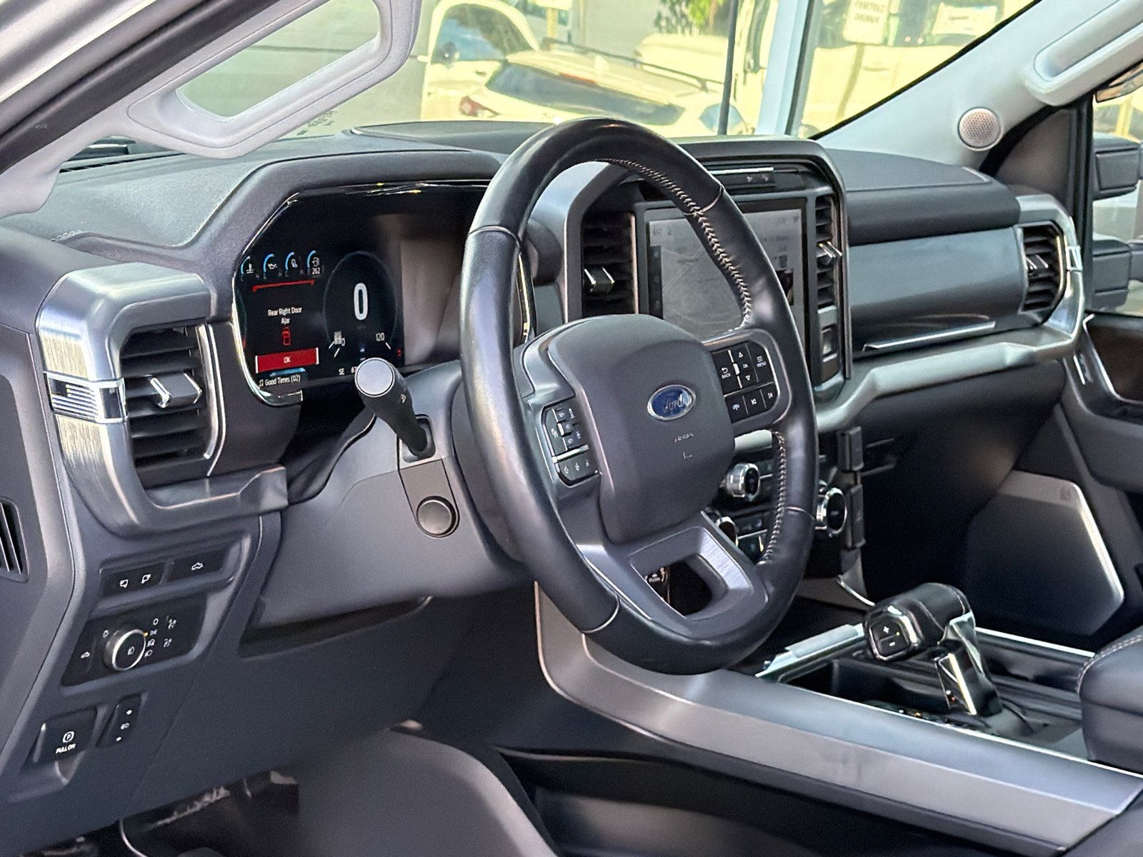 Used 2022 Ford F150 Lariat w/ Equipment Group 502A High AWD/4WD image 15