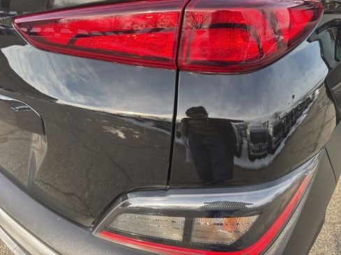 Certified 2022 Hyundai Kona SE image 29