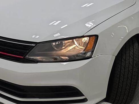 Used 2017 Volkswagen Jetta S w/ Jetta S Cold Weather Package FWD image 30